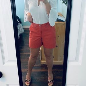 Gloria Vanderbilt size 6 red shorts